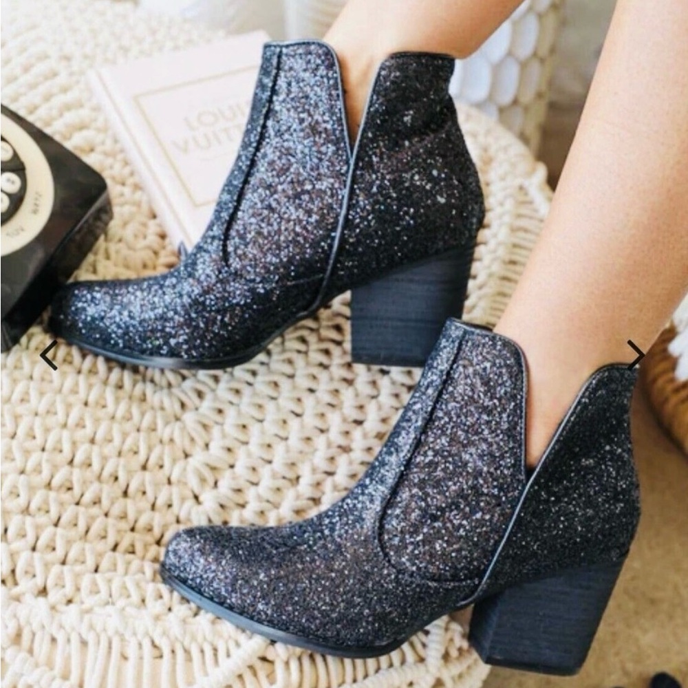 Not Rated Fiera Black Glitter Booties Size 9